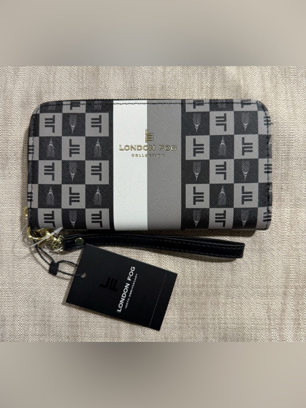 London Fog Adalia Signature Zip Around Wristlet Wallet